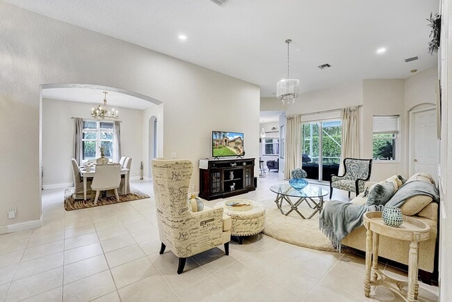 Photo - 9056 Bay Harbour Cir