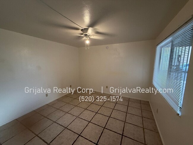 Photo - 2 Bedroom, 2 Bath Townhouse for Rent (Stone/Roger)