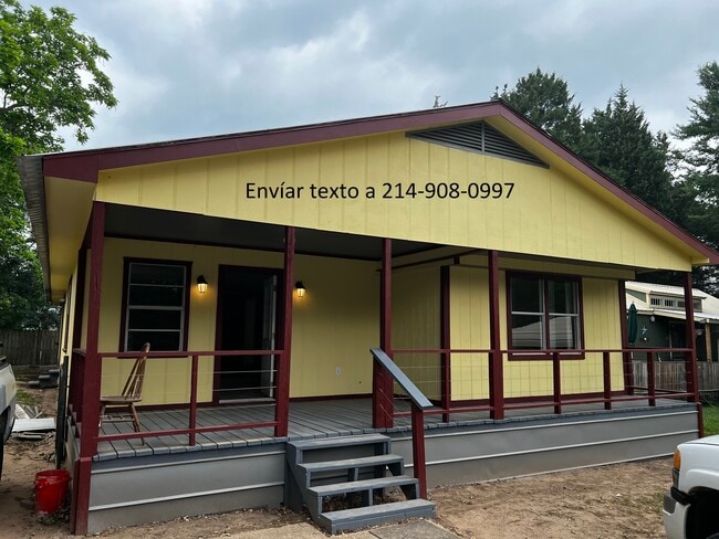 Building Photo - 129 Osage St