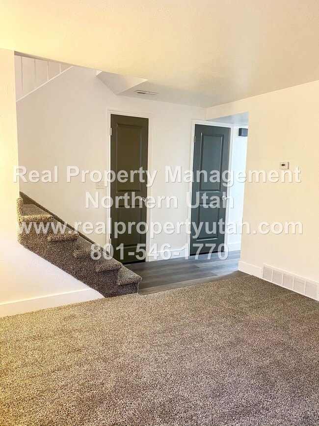 Photo - 3 Bedroom 1.5 Bath Townhome Available in Clearfield