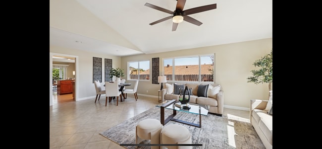 Photo - 14637 Poway Mesa Dr