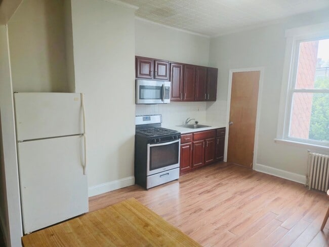 Photo - 59-13 68th Ave