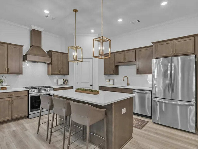 Photo - 1565 W Farmville Rd