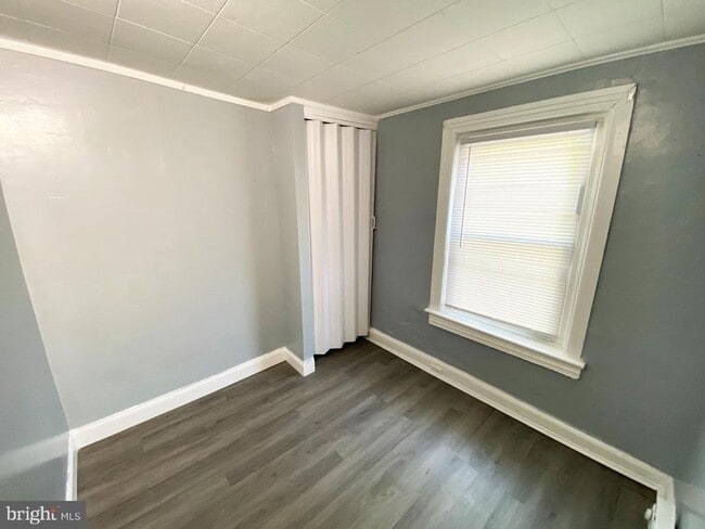 Photo - 2731 Hope St