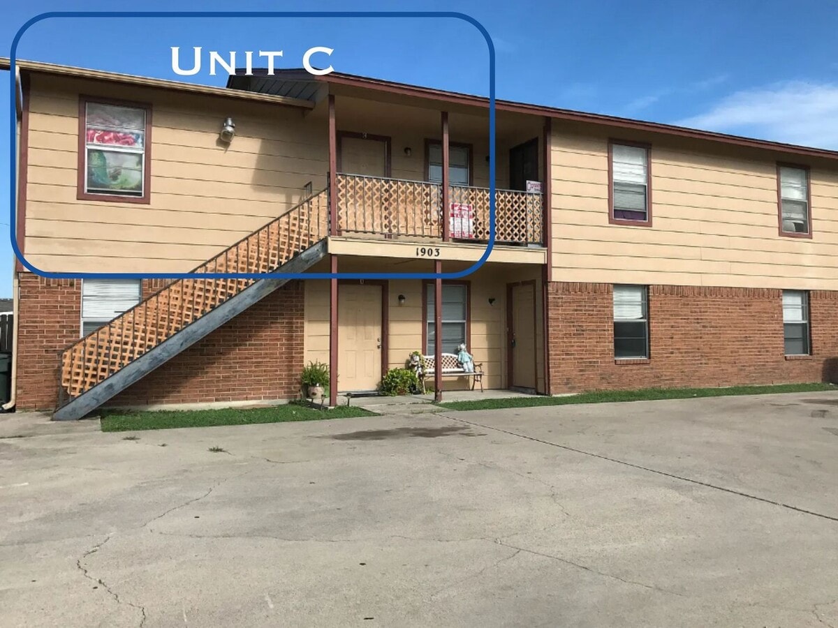 Photo - 1903 Cedarhill Dr Unit C