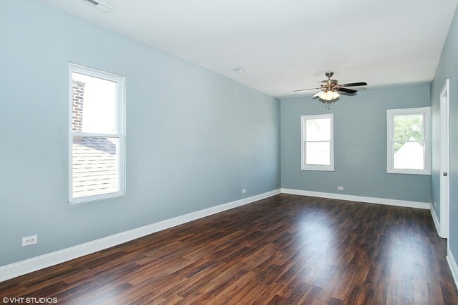 Photo - 9011 S Brandon Ave Unidad 2