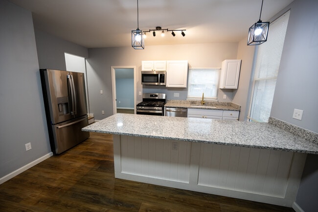 Photo - 411 Hodge St