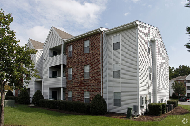 Mill Creek Apartments - Mill Creek Apartments