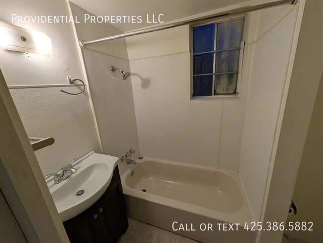 Photo - 2468 S College St Unit D