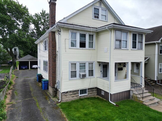 Photo - 219 Beech St