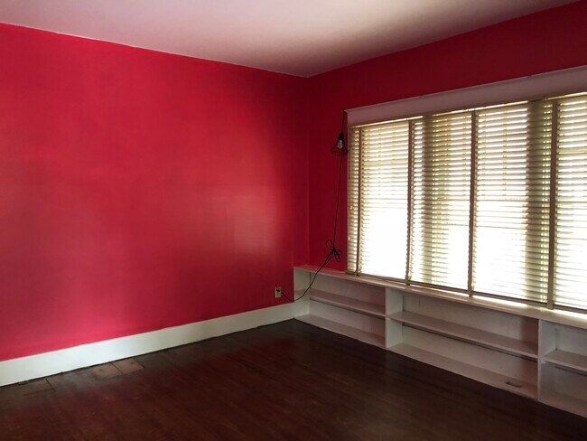 Photo - 1515 Ross St