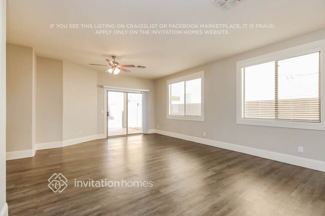 3713 W Glass Ln