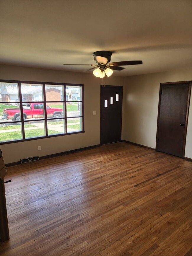 Photo - 1506 Maryland Ct