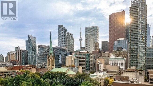 Photo - 112 George St Unit 902