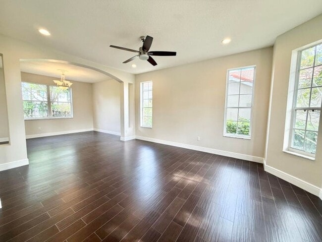 Photo - 12902 Hyland Cir