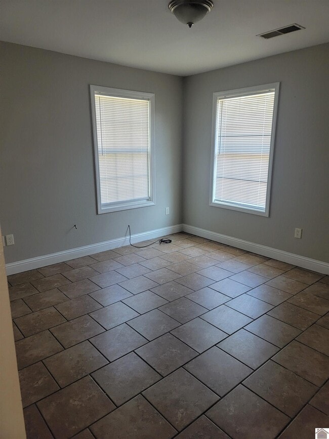 Photo - 2627 Fairmont St