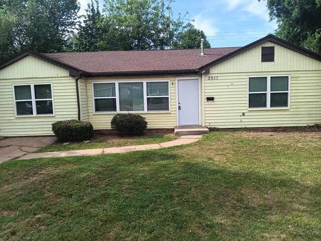 Building Photo - Brand New inside, great neighborhood and large fenced yard!  Call us today to make this your new ...