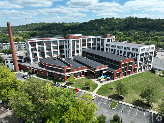 Building Photo - American Can Lofts