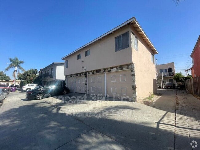 Building Photo - 758 Cerritos Ave Unit APT 4