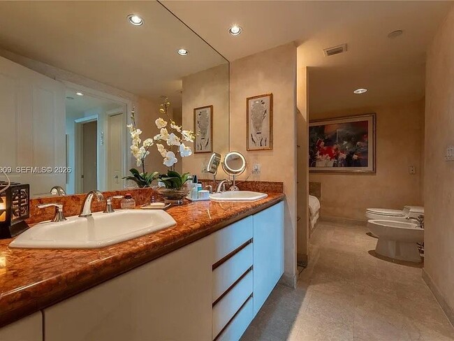 Photo - 2127 Brickell Ave