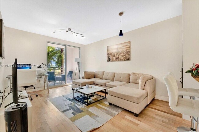 Photo - 1830 Radius Dr Unit 418