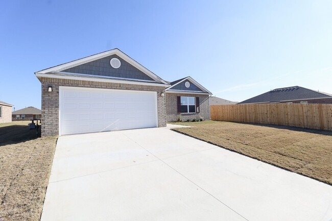 Photo - New Build 3 Bedroom Home Available For Immediate Move In!! Robninson Ranch