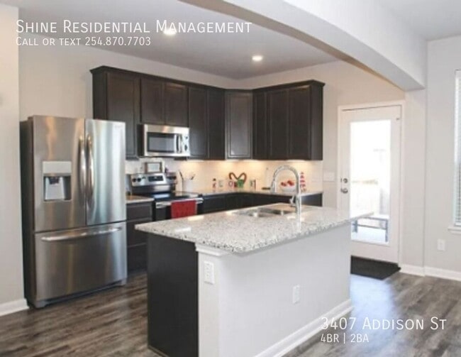 Photo - 3407 Addison St