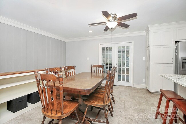 Photo - 6216 Candlewood Dr House
