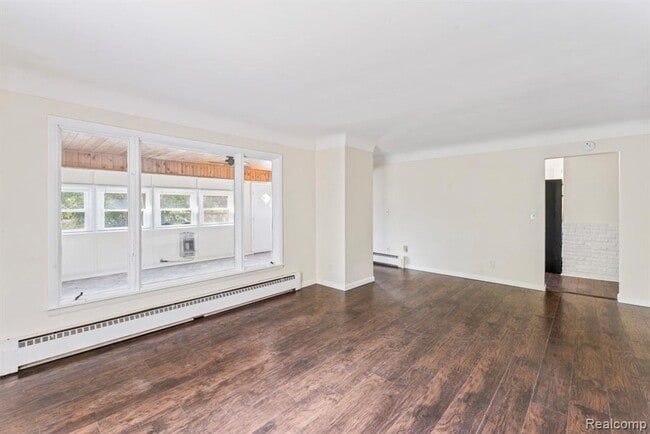 Photo - 4350 Otter Lake Rd