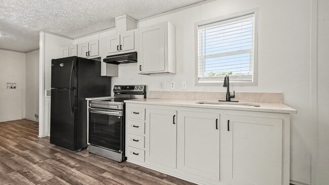 Photo - 25024 Twin Oaks Dr