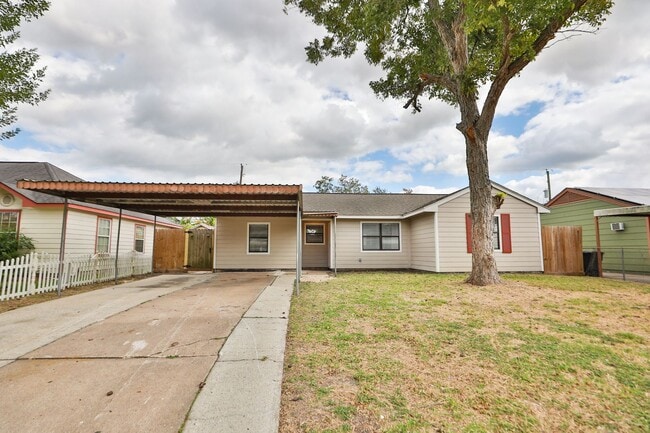 Ready just in time for the Holidays! Recen... - Ready just in time for the Holidays! Recen...