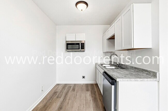 Photo - 389 S Main St Unit D