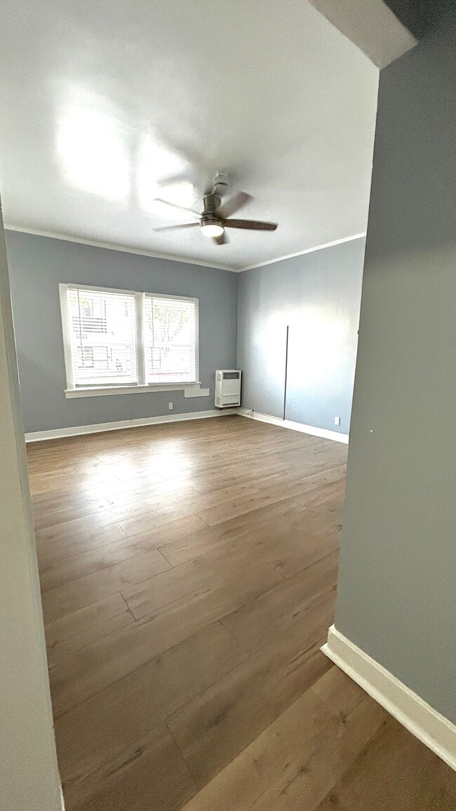 Photo - 800 S Burlington Ave Unit 103