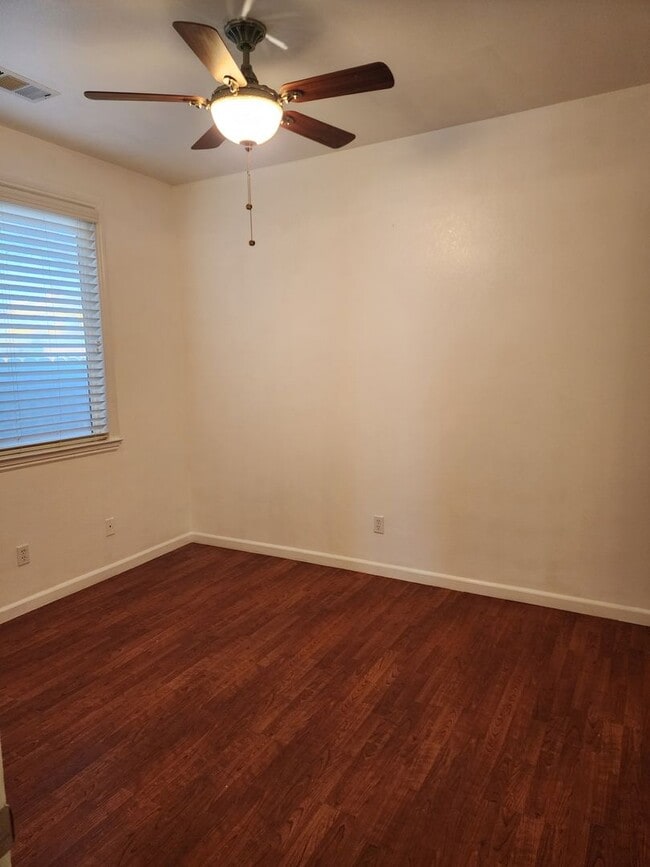 Photo - 5 Bedroom 3 Bathroom with 3 car Garage in the Sylvan School District