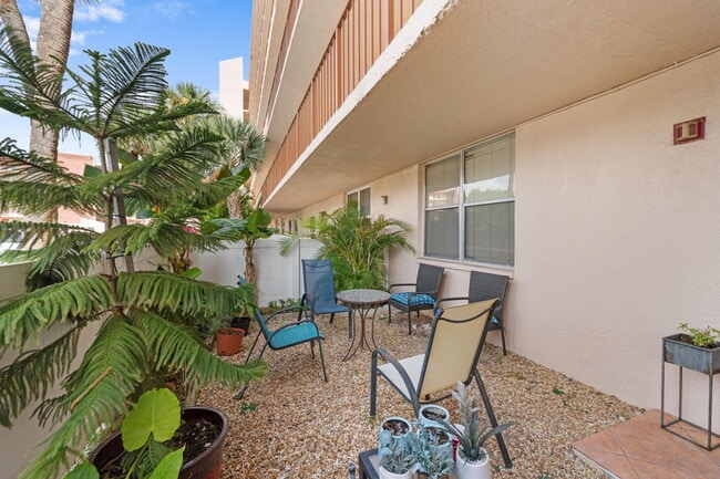 Building Photo - 14527 Bonaire Blvd Unit 109