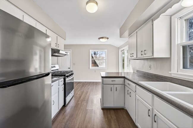 Photo - Great Location