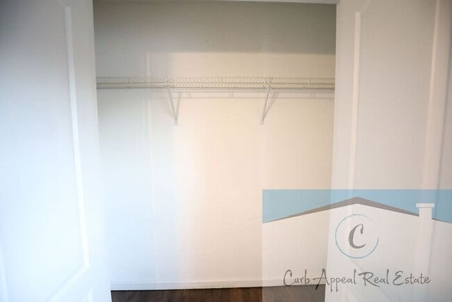 Photo - Utilities included!! Internet included!! Spacious 2 bed /2 full bath apt - includes washer/dryer