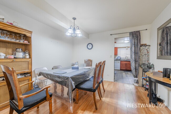 Photo - 10409 Dearlove Rd Unit BG