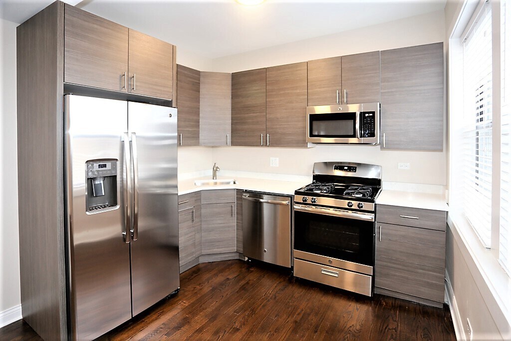 Photo - 1436 Farragut W Ave Unit 1