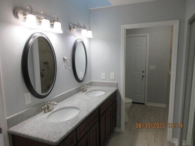 Photo - 320 W Fort Morgan Rd