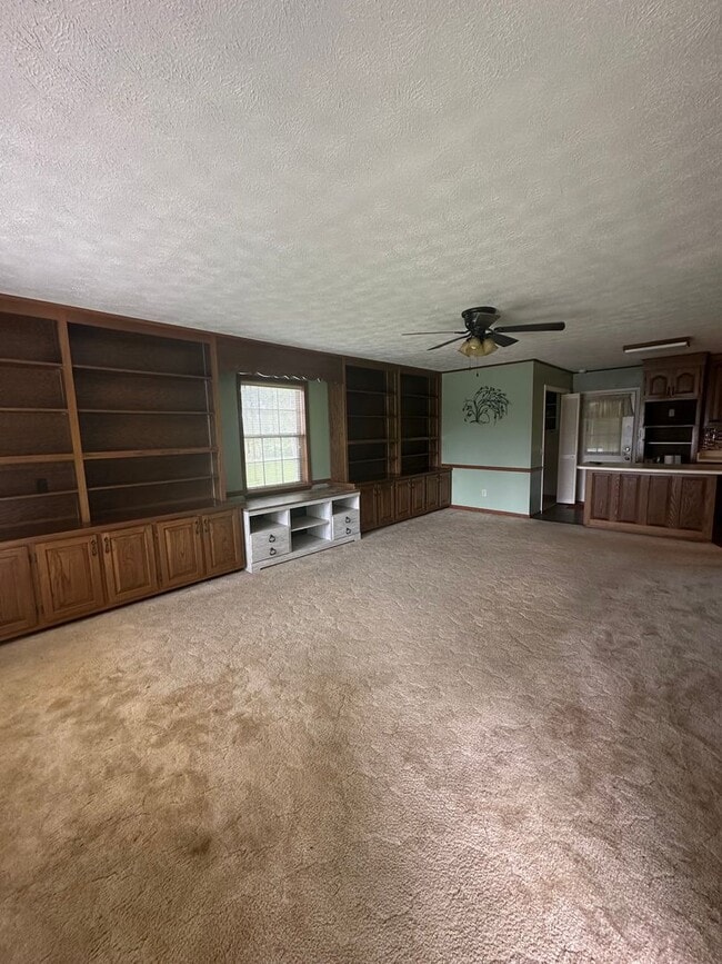 Photo - 3 Bed/1.5 Bath Brick Home