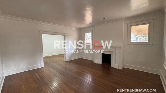 Photo - 1980 Snowden Ave