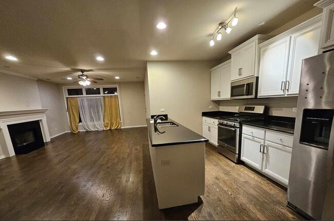 Photo - 1429 W Fillmore St Condo Unit 2