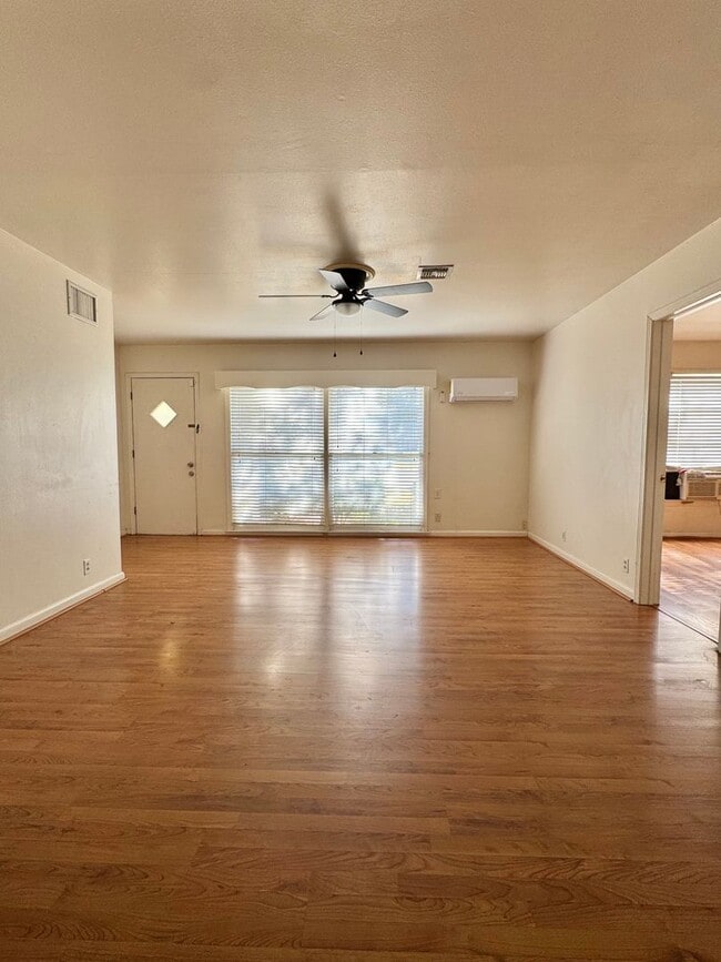 Photo - NOW AVAILABLE - 2-Bedroom Duplex Near ASU Campus + Water/Sewer/Trash Included!