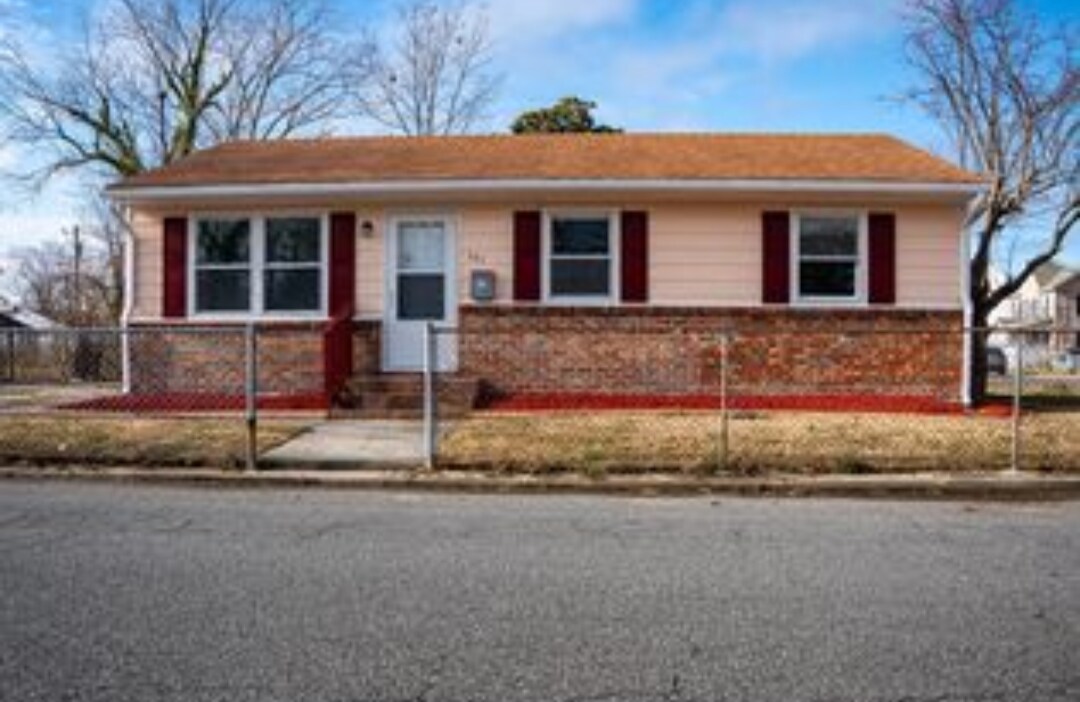 Photo - 301 W Chesapeake Ave Casa