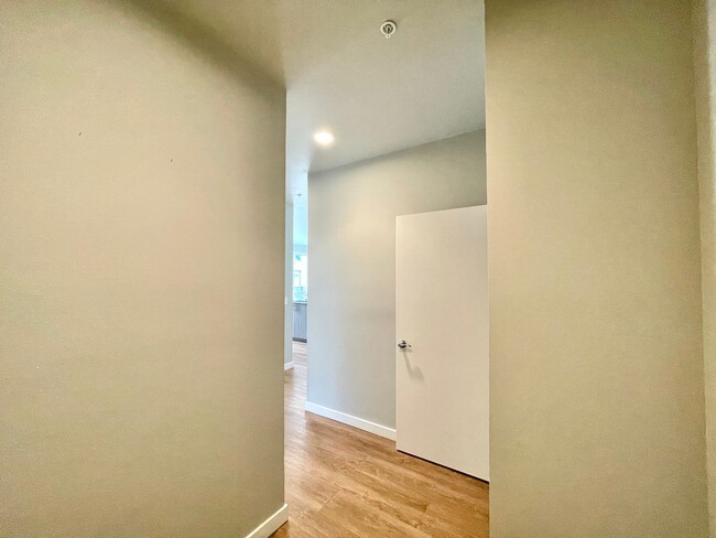 Photo - 1085 103rd Ave NE Unit 208