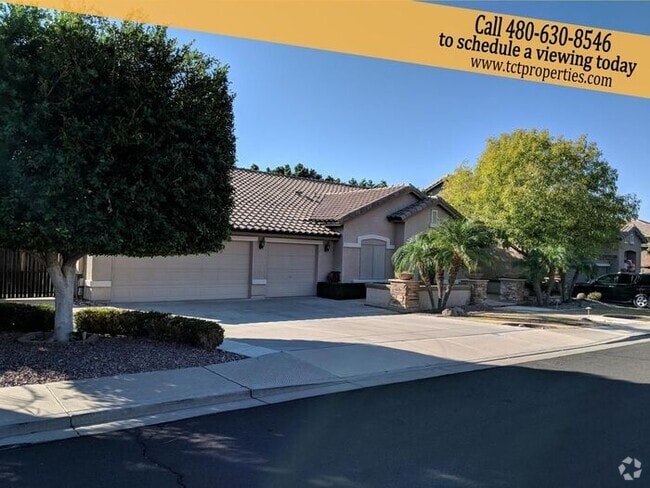 Building Photo - Spacious Home in North East Mesa!