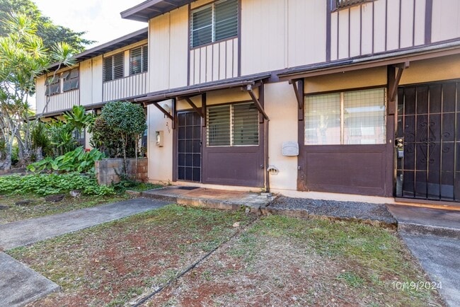 Photo - $2,6700 / 2 Bed 1.5 Bath IN MILILANI (WATER&SEWER INCLUDED)