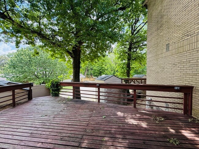 Photo - 501 Vine St Unit Apt A