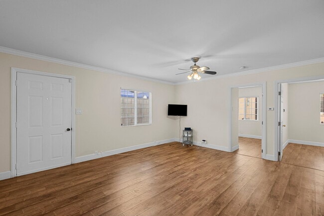 Photo - 18621 Bryant St